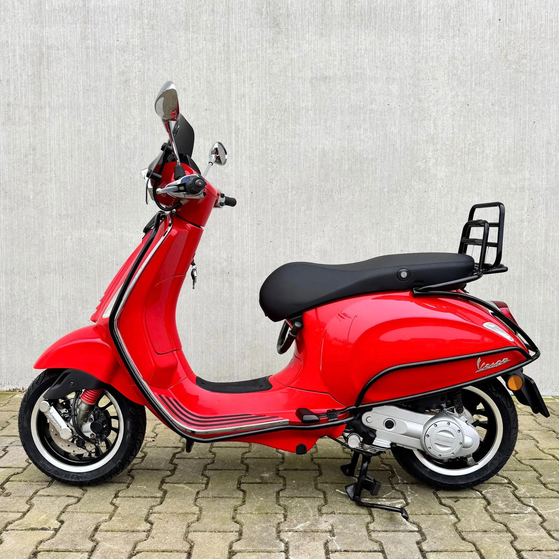 SOLD Vespa Sprint Glans Rood DRF-80-P
