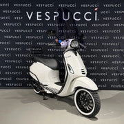 Vespa Sprint - White x black