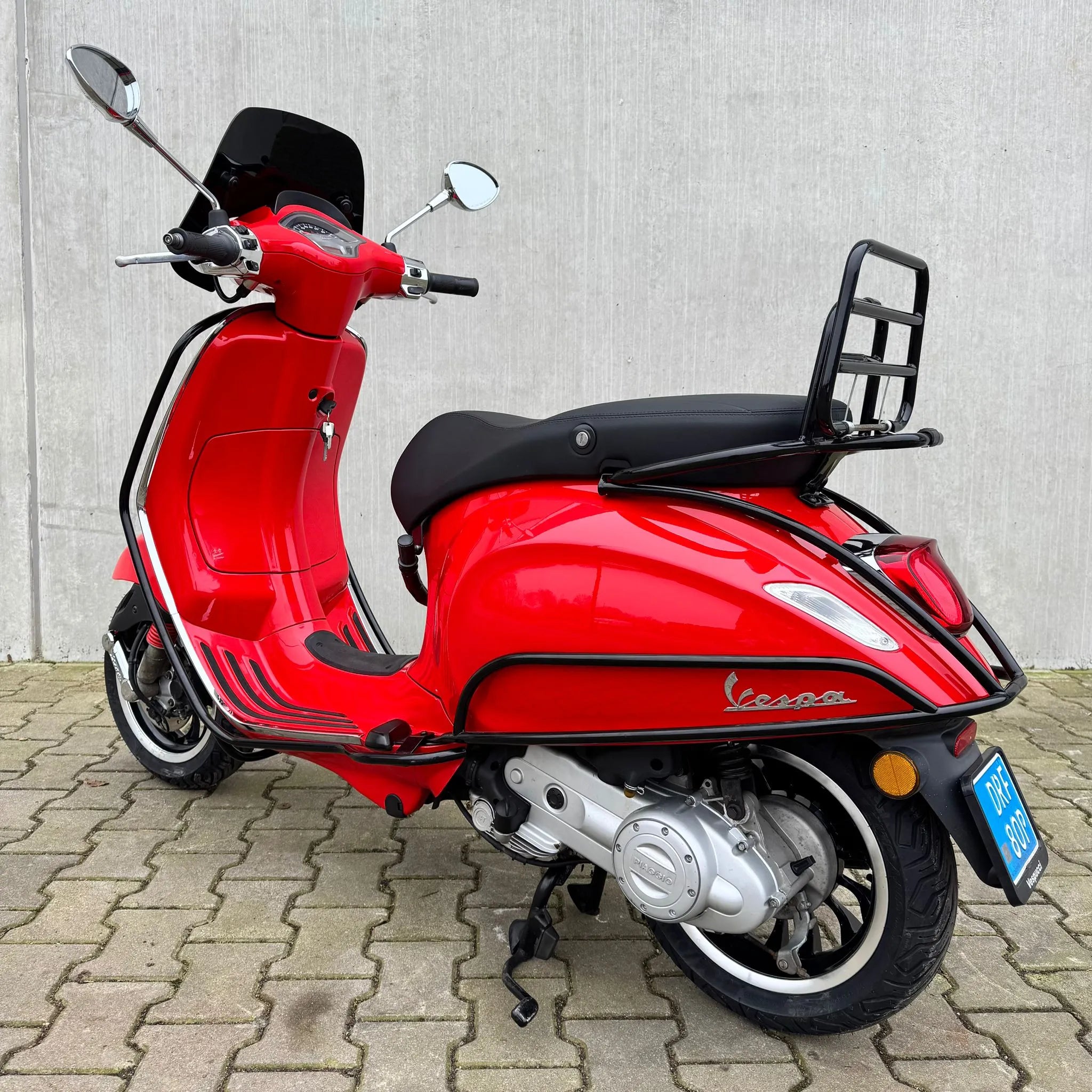 SOLD Vespa Sprint Glans Rood DRF-80-P