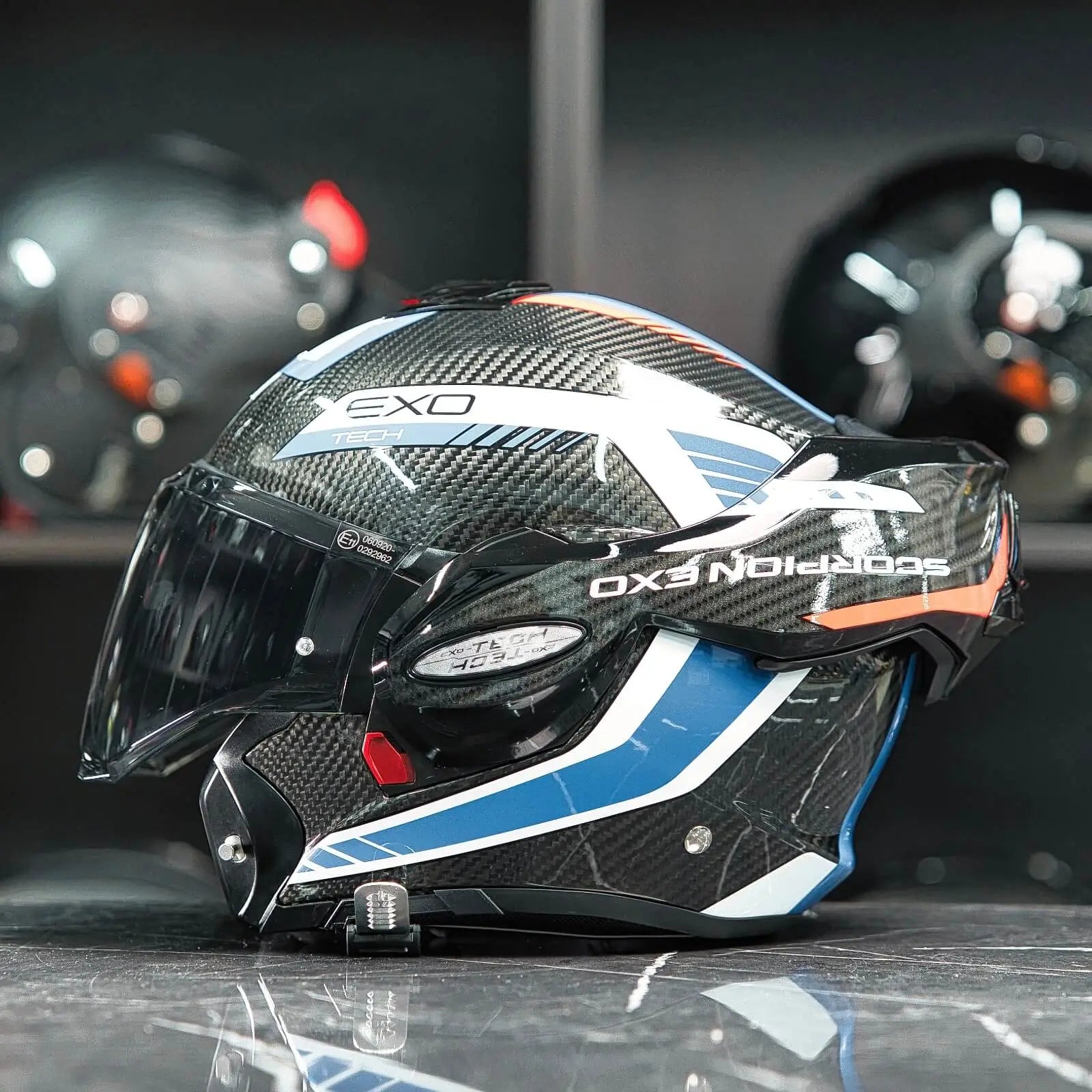 Scorpion Exo-Tech Evo Carbon Cosy Black-Blue-Red