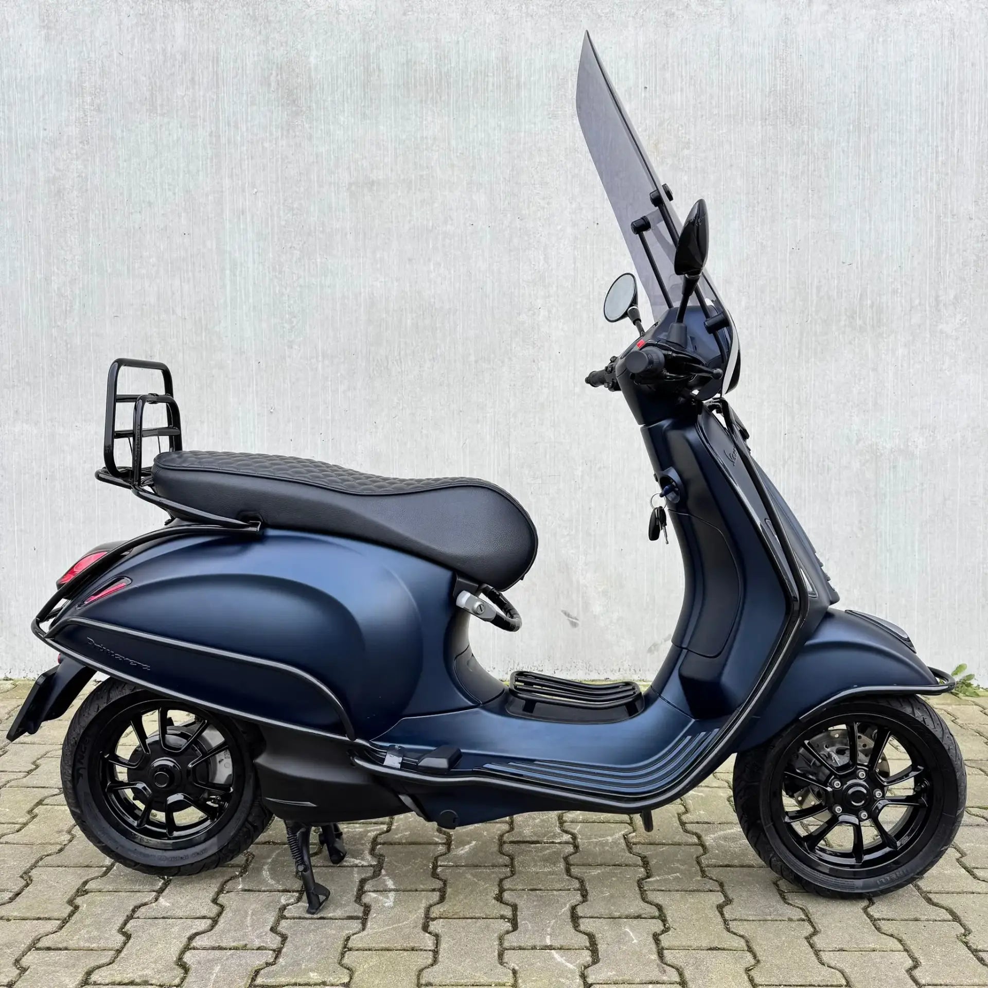 SOLD Vespa Primavera Custom Opaco Dark Blue DXF-03-R