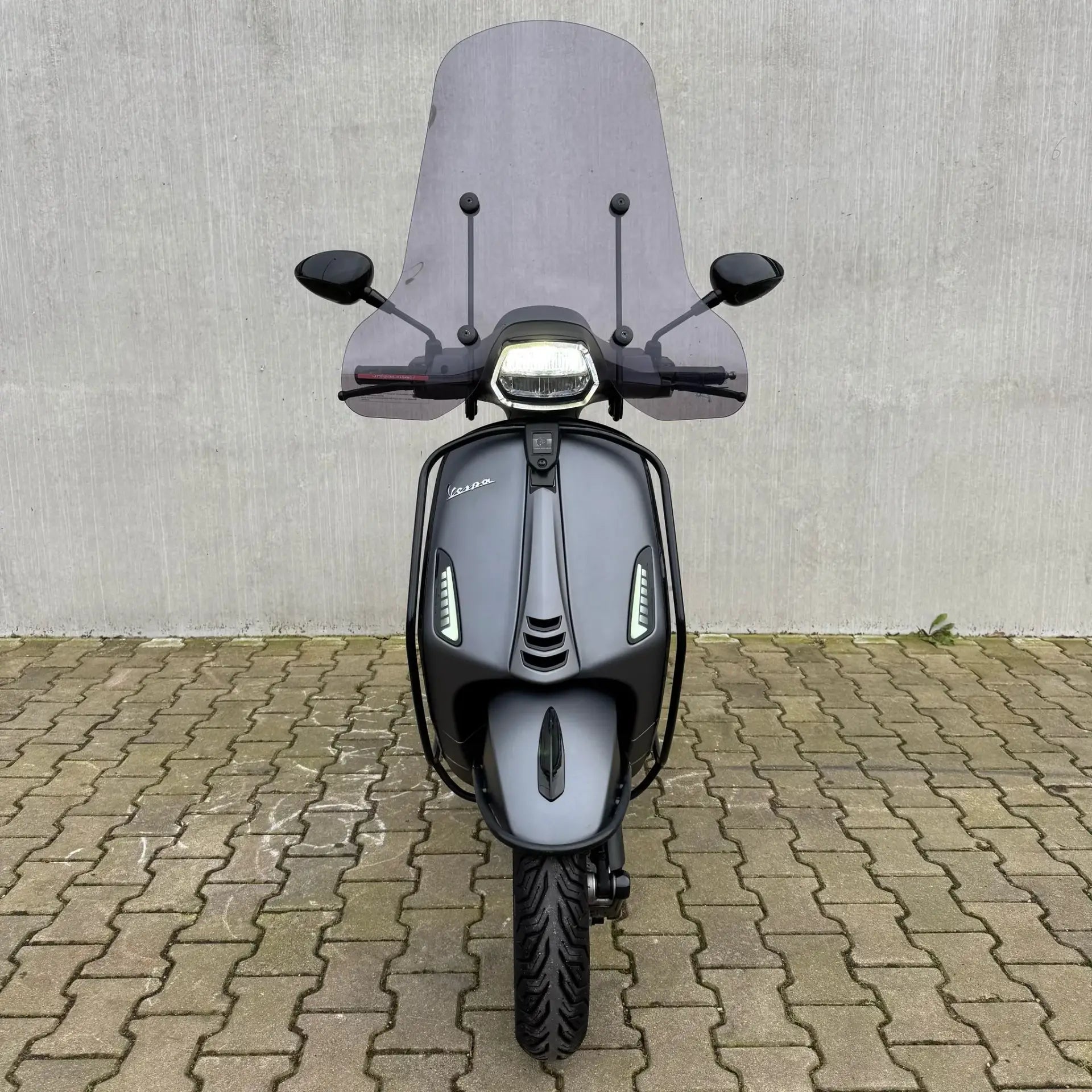 SOLD Vespa Sprint Sport Mat Grijs DTB-60-L