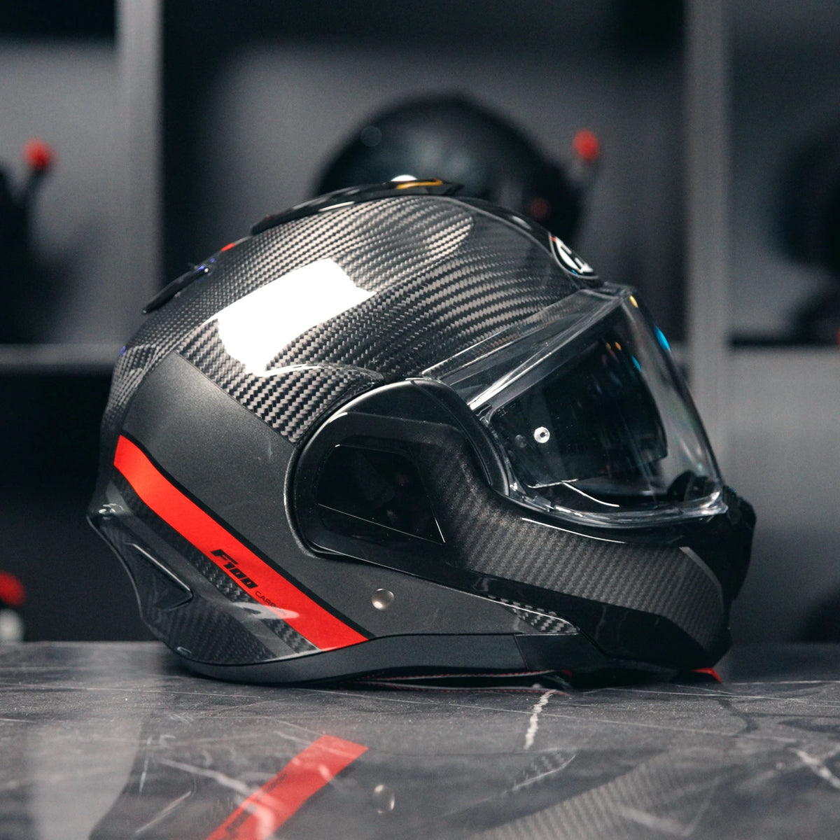 HJC F100 Carbon Stan Zwart Rood