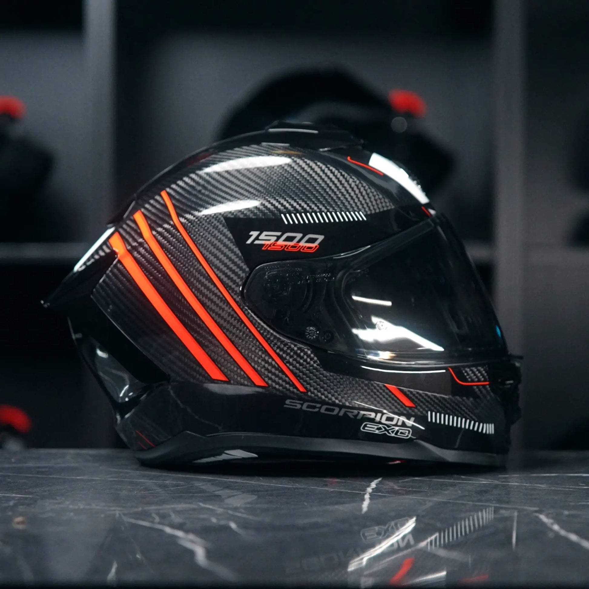 Scorpion EXO-1500 Carbon Zity Black Red