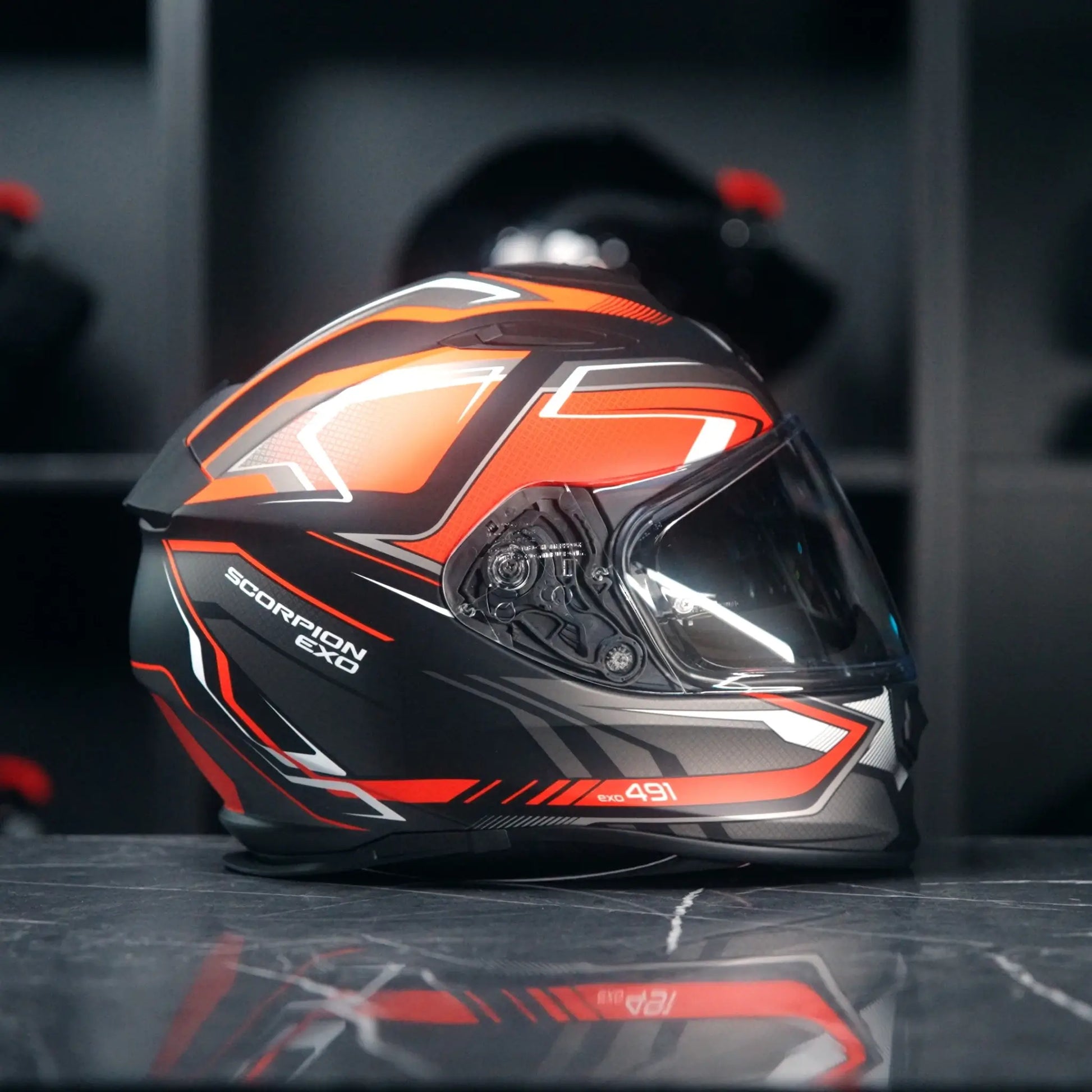 Scorpion Exo-491 Zumo Matt Black Red