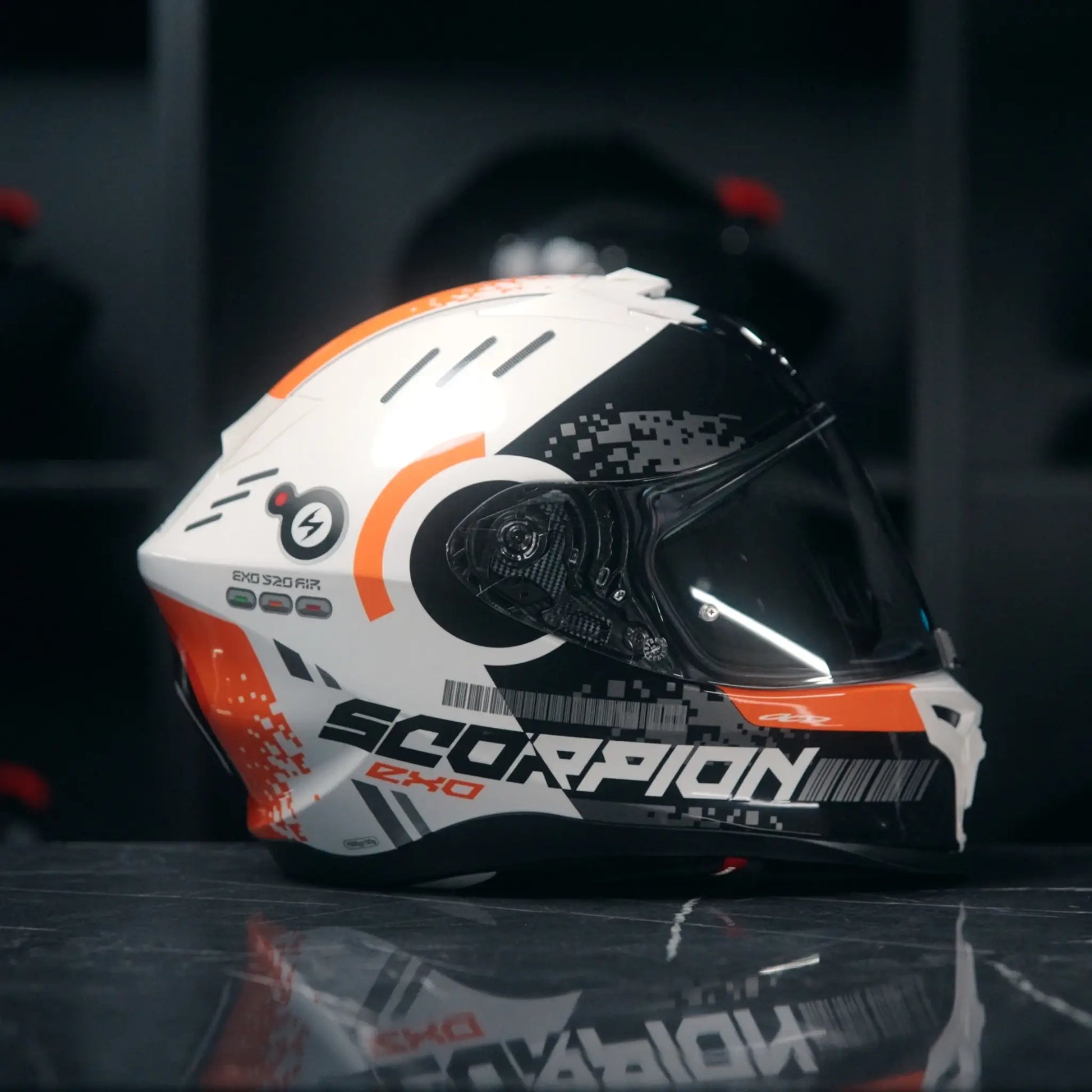 Scorpion Exo-520 Evo Air Titan White Orange