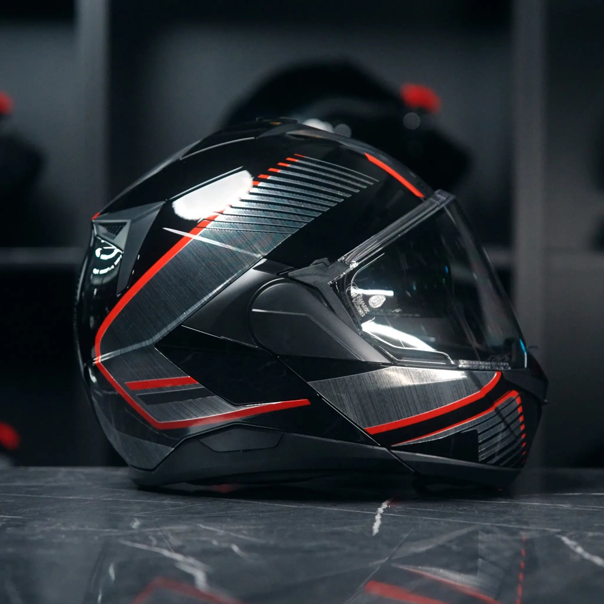 Shark OXO Sikter Black Chrom Silver