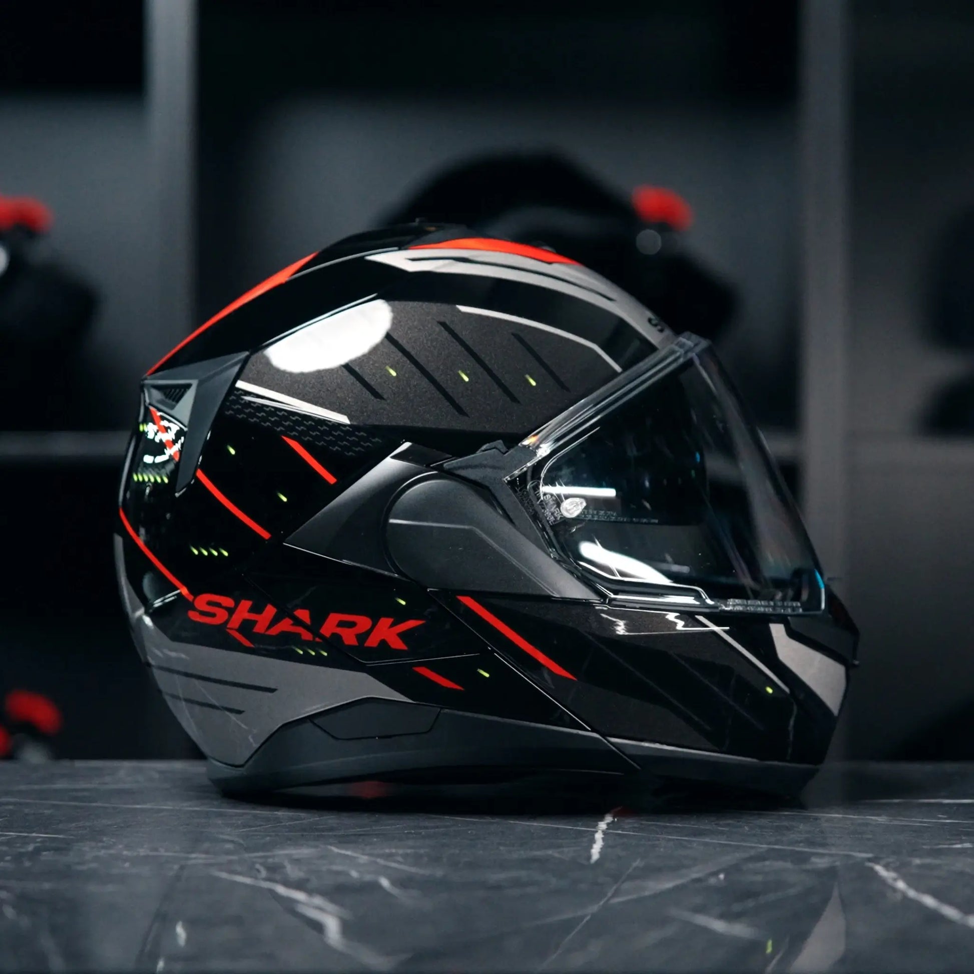 Shark OXO Rydger Black Silver Red