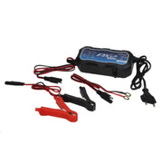 Acculader Axcell 6/12V Professioneel 2.0A met diverse aansluitingen, geschikt voor loodzuur- en lithiumaccu’s.