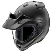 Arai Tour X5 motorhelm in mat zwart met veelzijdig design, geschikt voor off-road en toerritten.