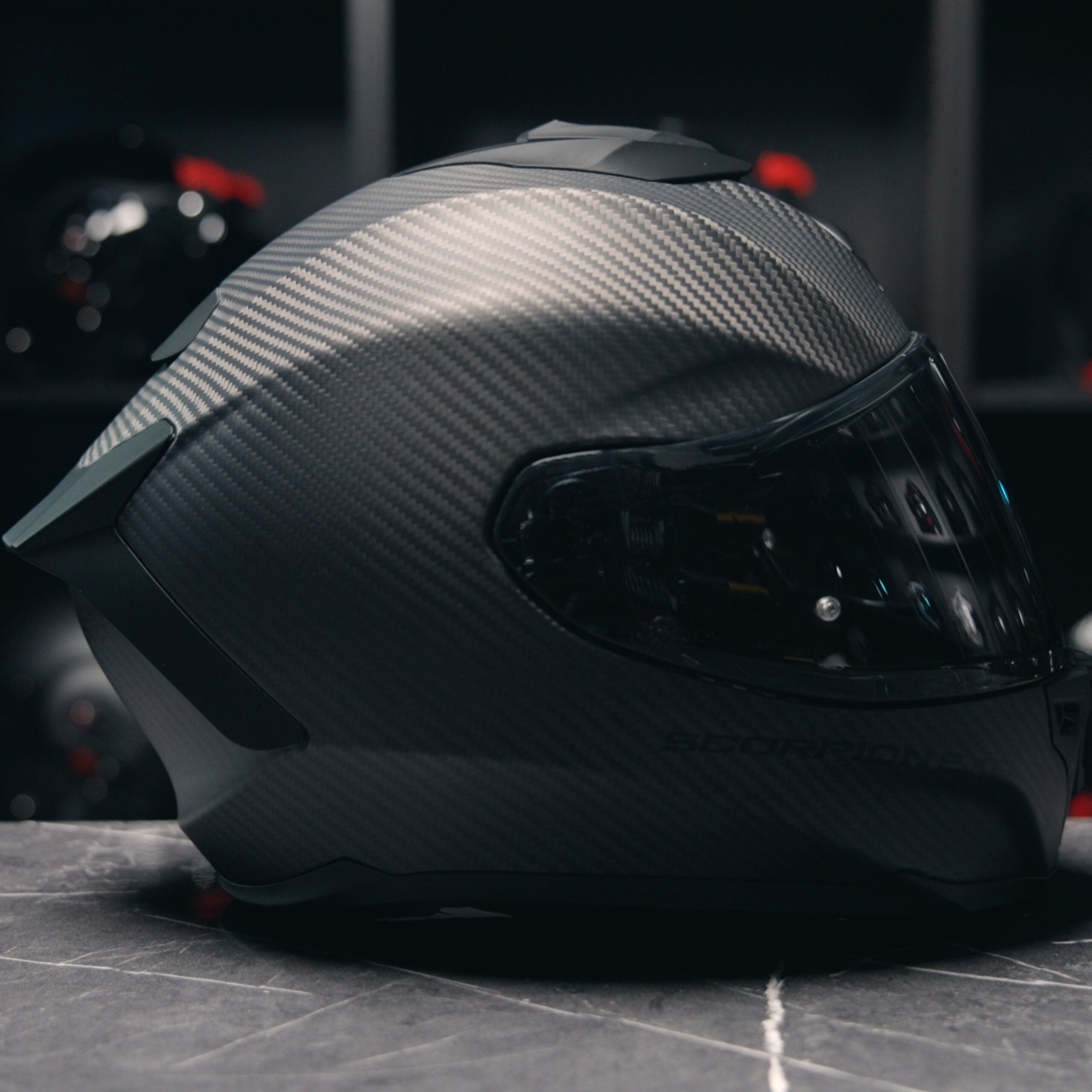 Scorpion EXO-1500 Carbon Solid Matt Black