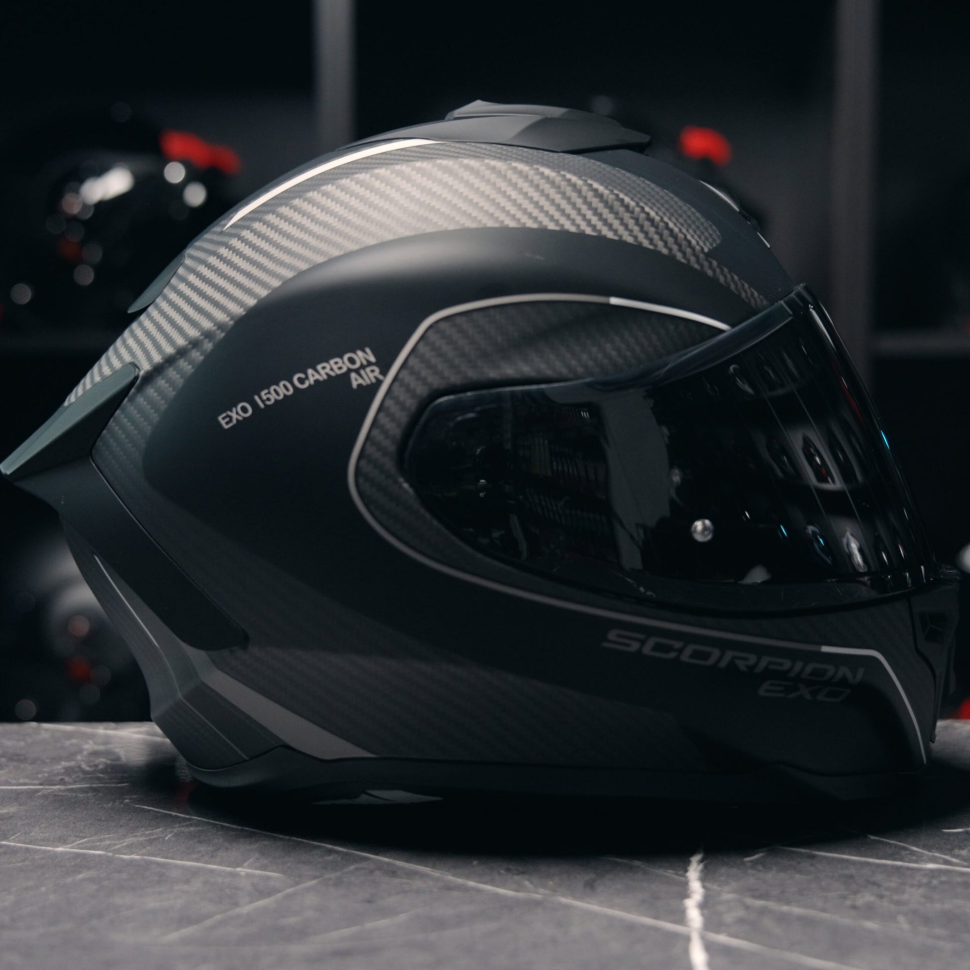 Scorpion EXO-1500 Carbon Mundi Matt Black Silver